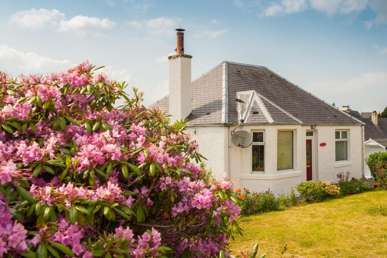 Luxury Super Central Cottage With A Hot Tub/ Gym Portree Buitenkant foto