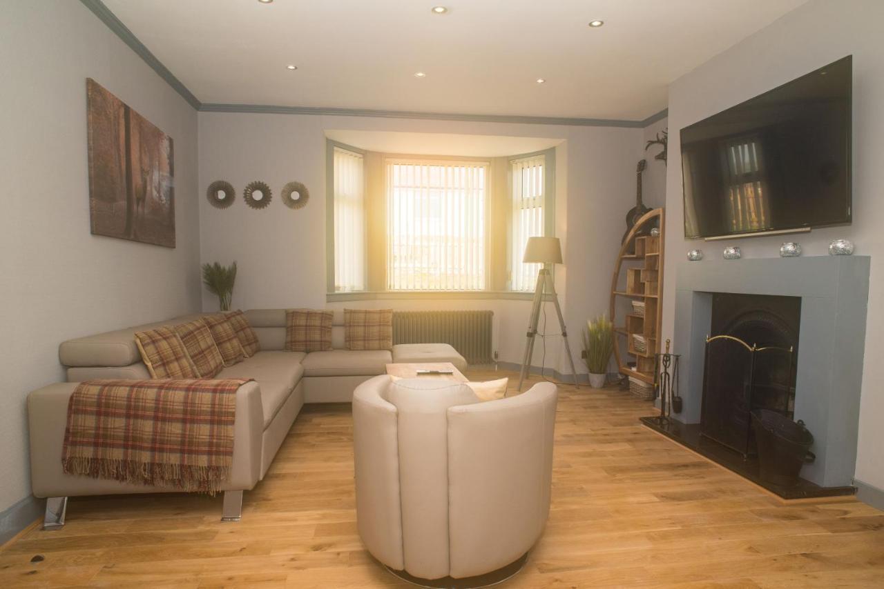 Luxury Super Central Cottage With A Hot Tub/ Gym Portree Buitenkant foto