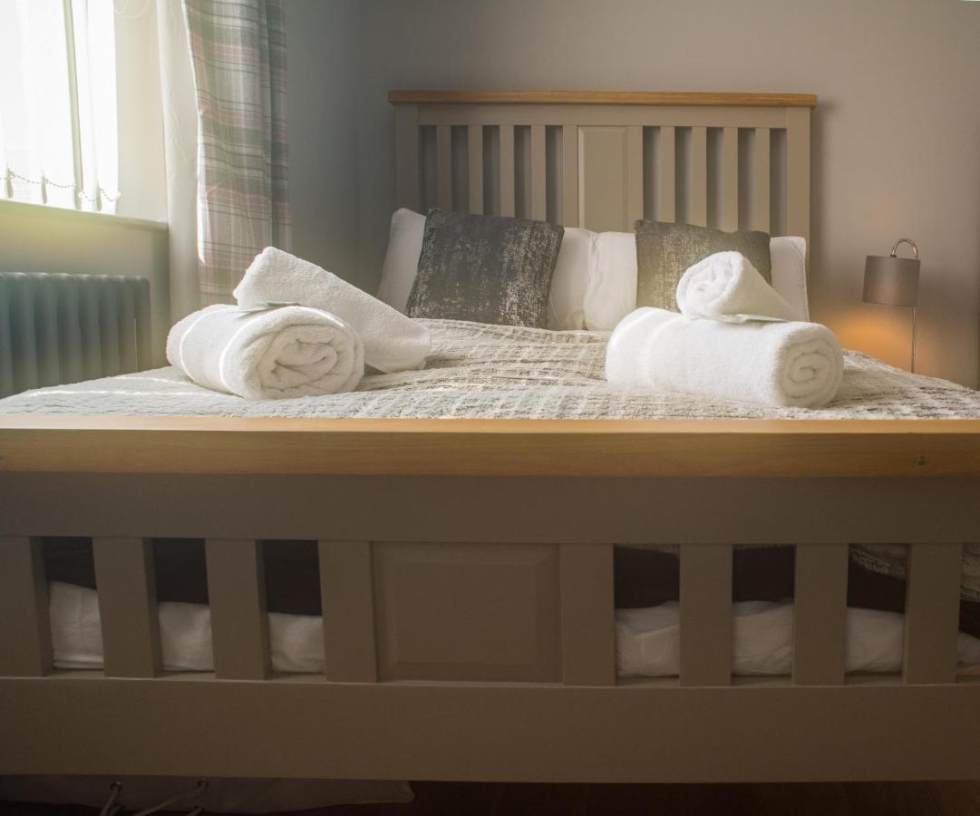 Luxury Super Central Cottage With A Hot Tub/ Gym Portree Buitenkant foto