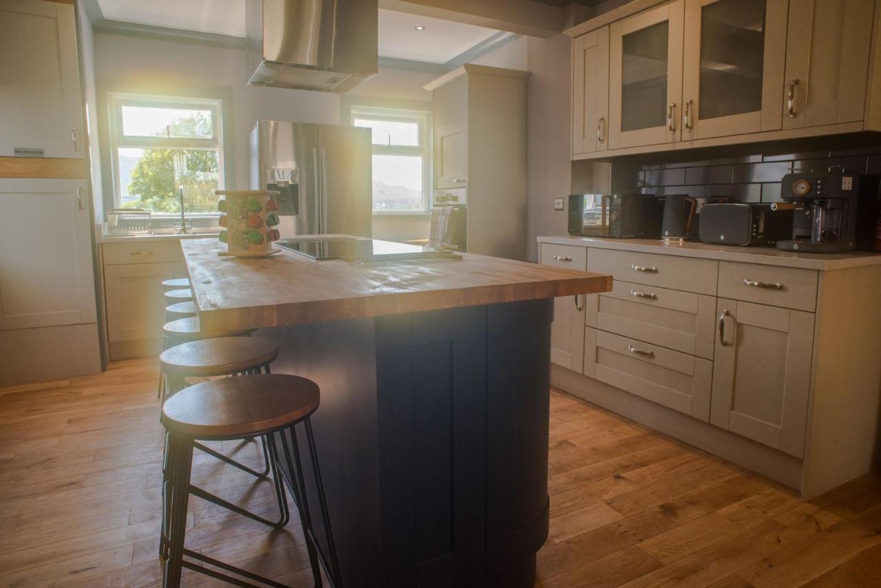 Luxury Super Central Cottage With A Hot Tub/ Gym Portree Buitenkant foto