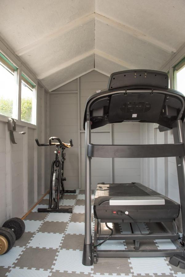 Luxury Super Central Cottage With A Hot Tub/ Gym Portree Buitenkant foto