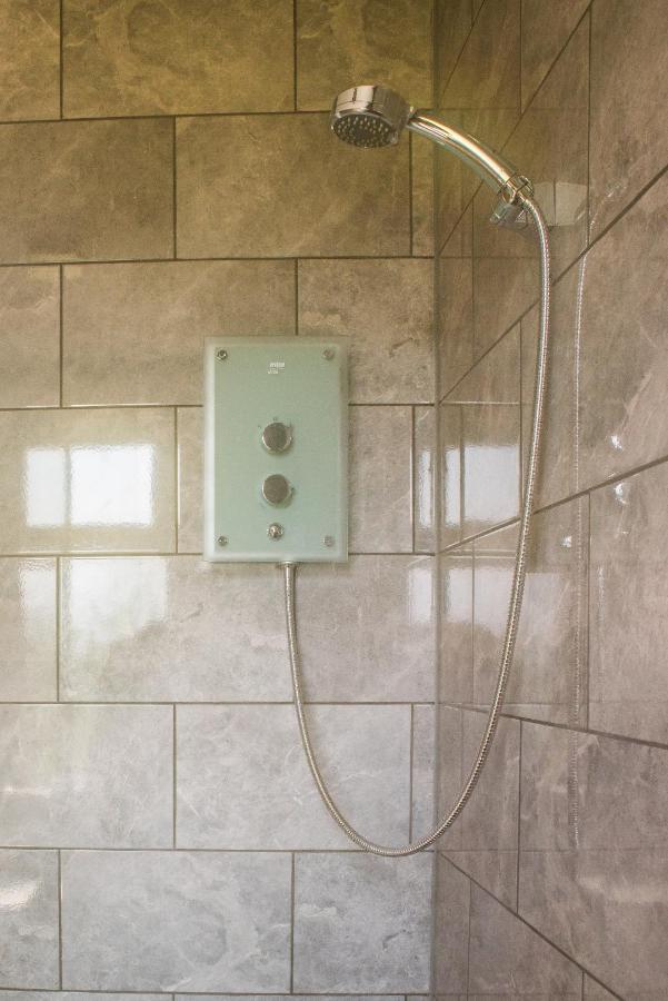Luxury Super Central Cottage With A Hot Tub/ Gym Portree Buitenkant foto