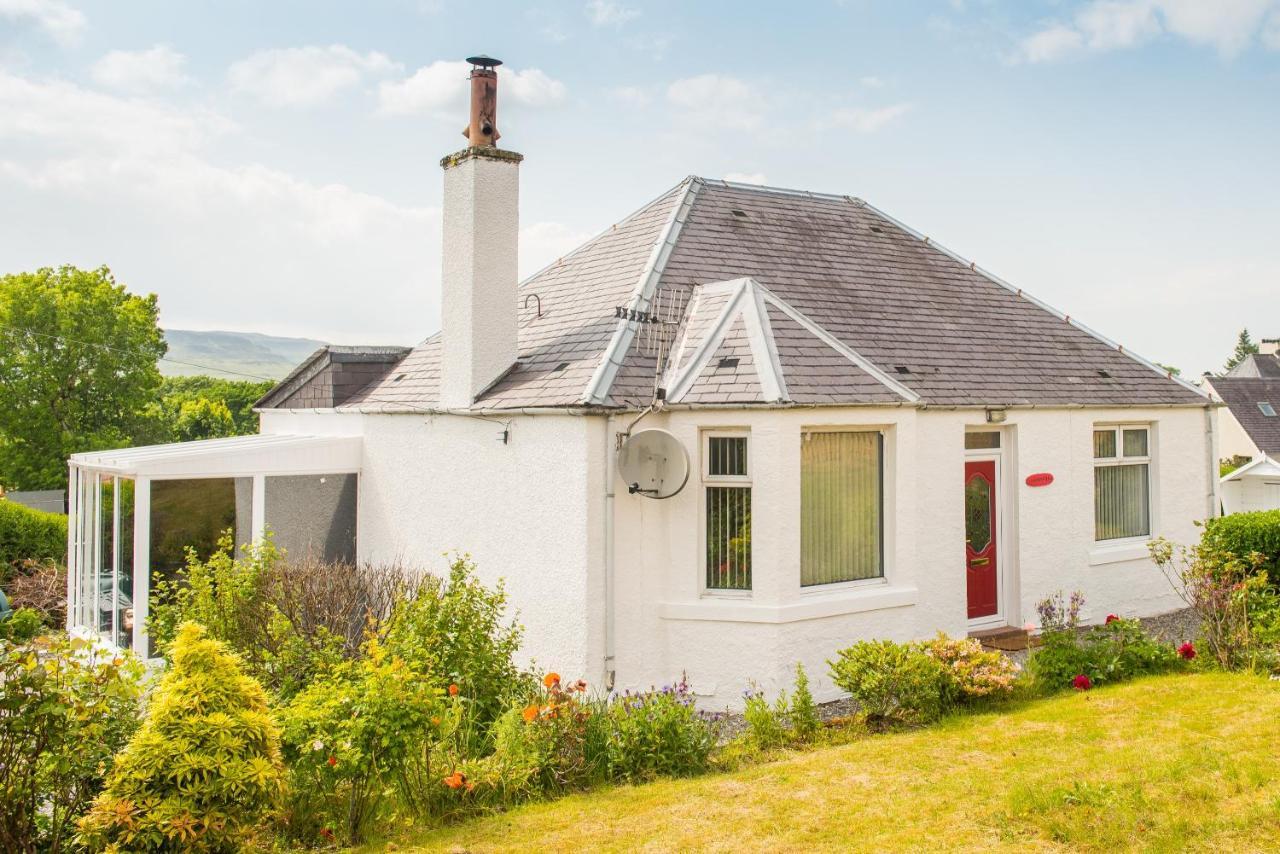 Luxury Super Central Cottage With A Hot Tub/ Gym Portree Buitenkant foto